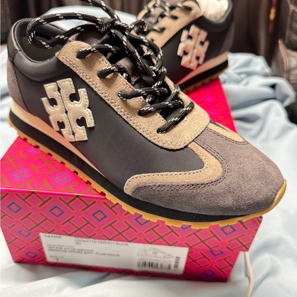 Tory Burch Vintage Nylon Lightweight Training Sneaker Shoes sz 7 - Picture 2 of 9